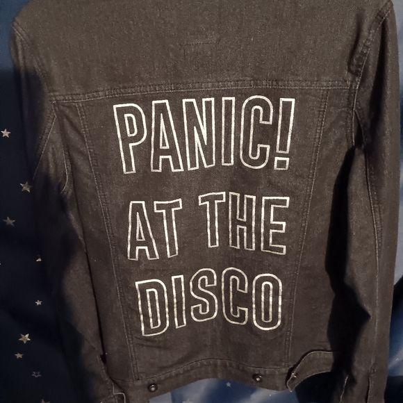 PANIC AT THE DISCO SIZE L - Picture 2 of 5